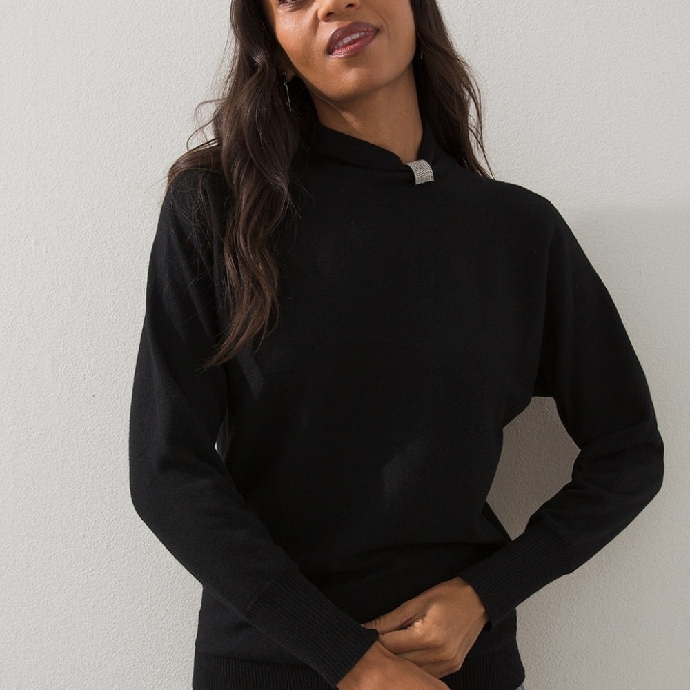 Chicos black mock neck with sparkle neck detail sz 4